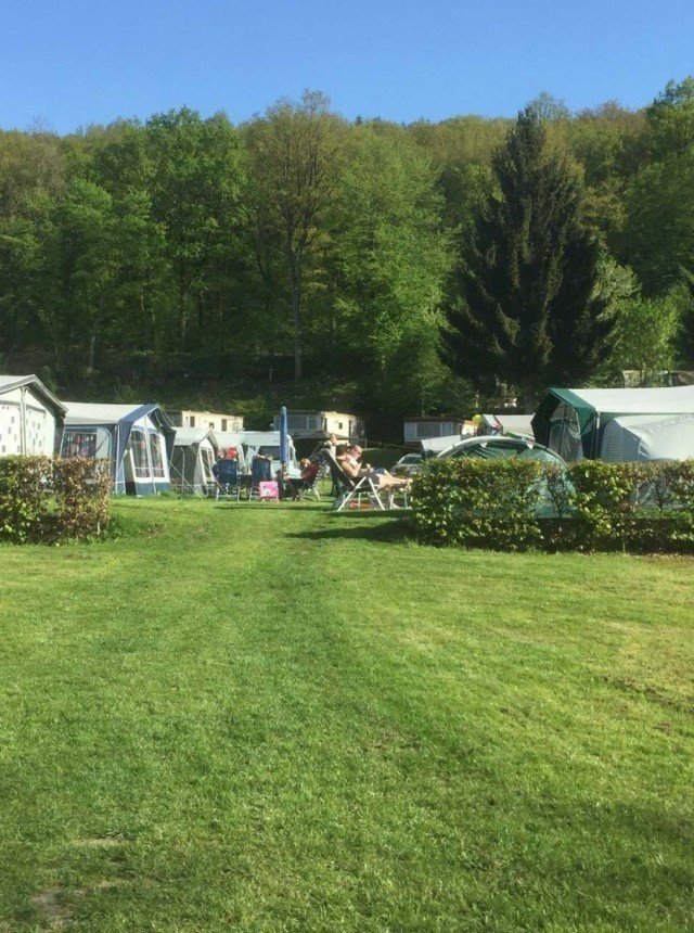 Kampeerplaats met privé sanitair