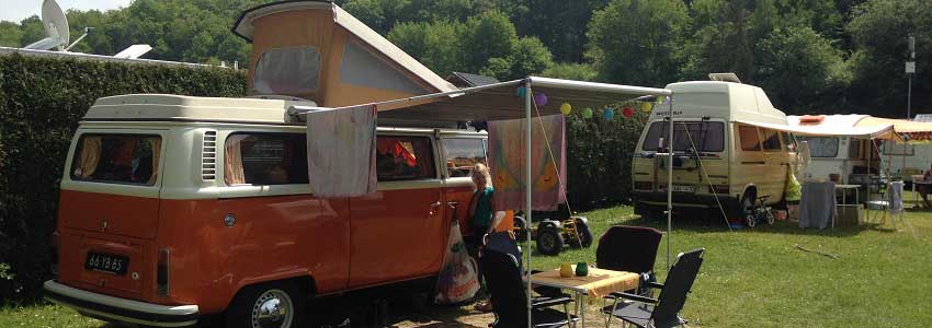 Camperplaats op camping in de Ardennen met camperservice plaats